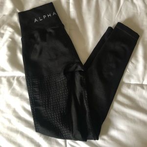 alphalete halo leggings